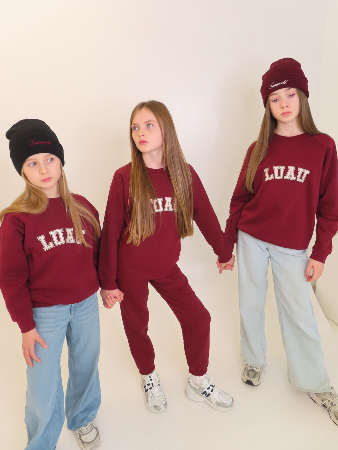 Luau berry college set